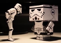 Stormtroopers And Stormtroopers Papercraft