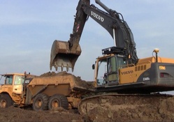 Volvo A25D and Volvo EC460Blc