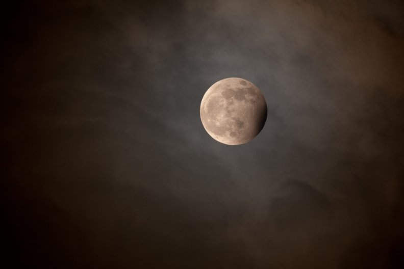 lunar_eclipse_with_blue_moon.jpg