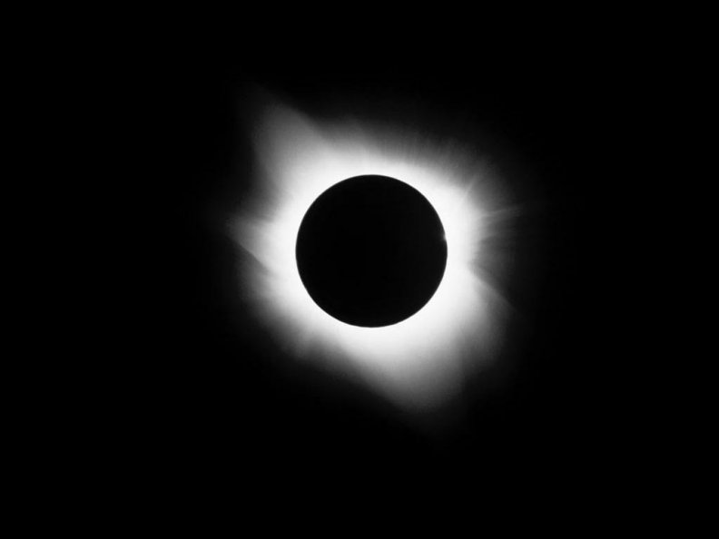 eclipse_of_the_sun.jpg