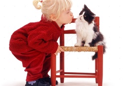 kissing a kitty