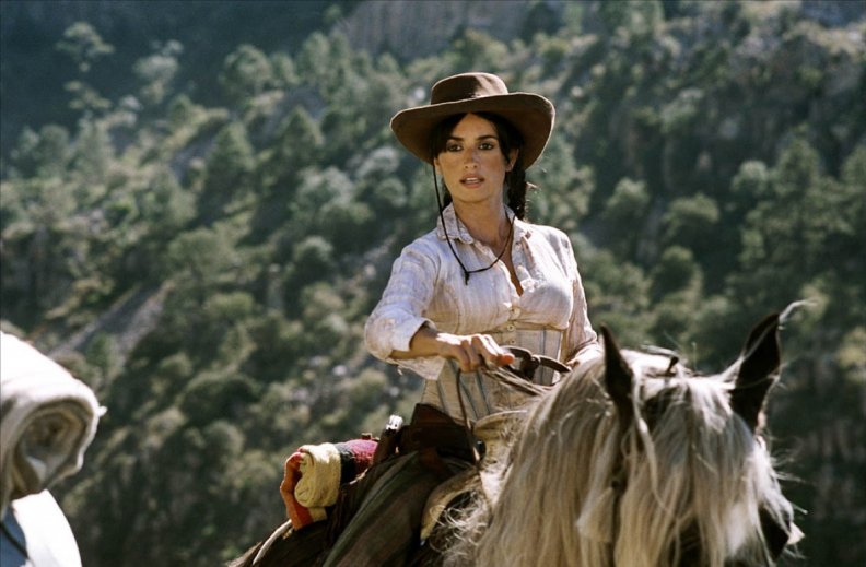 GORGEOUS COWGIRL ON HORSE