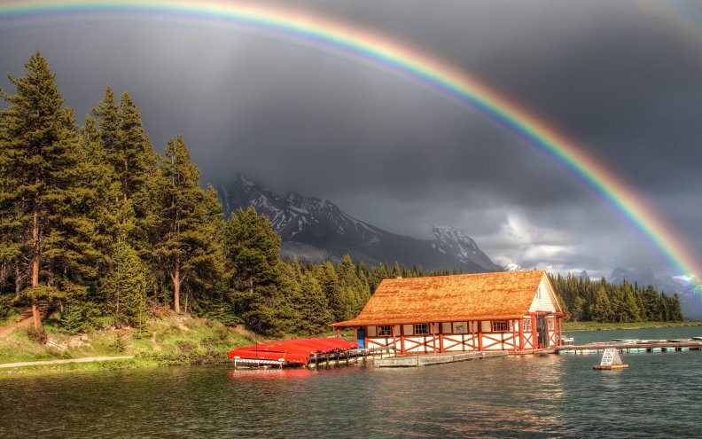 rainbow_over_lake.jpg