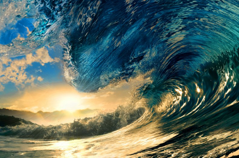 breaking ocean waves