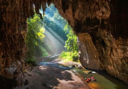 Tham Lod Cave, Thailand