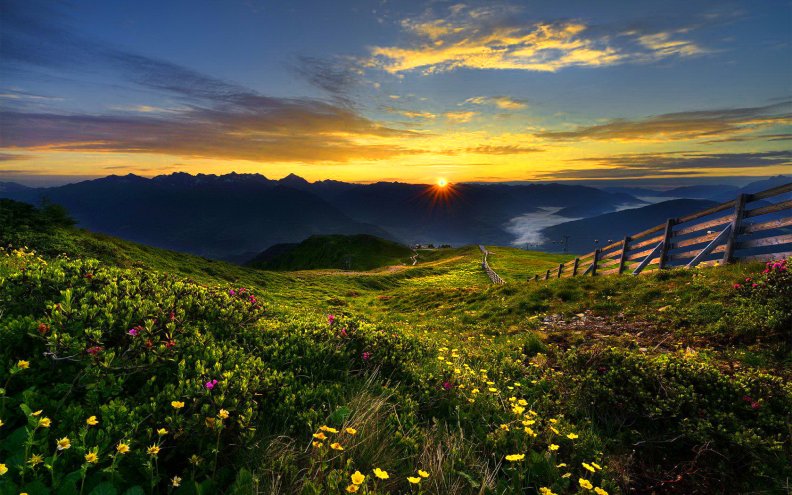 mountain_sunrise.jpg