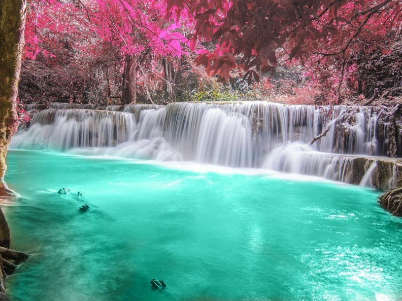 paradise_waterfall.jpg