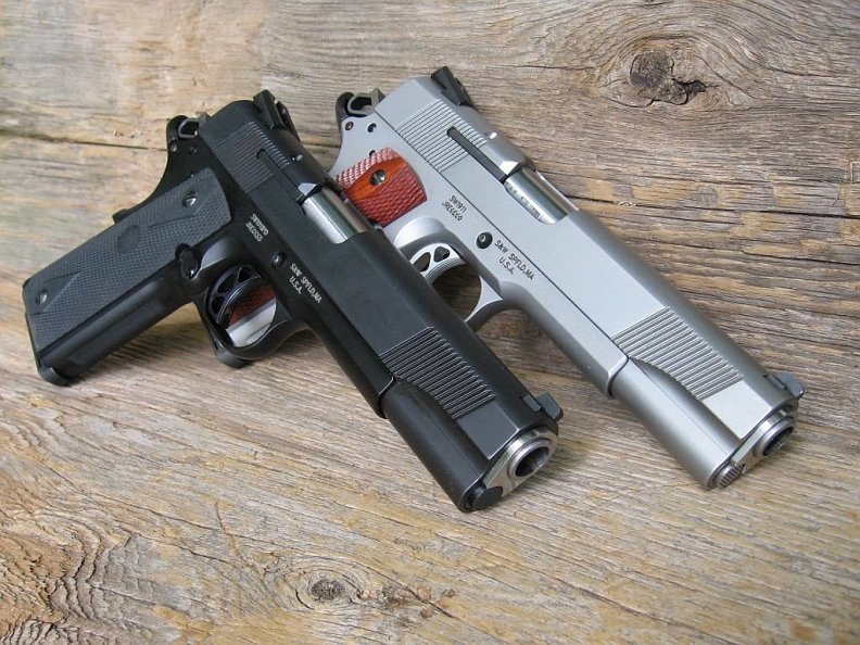 smith_amp_wesson_1911.jpg