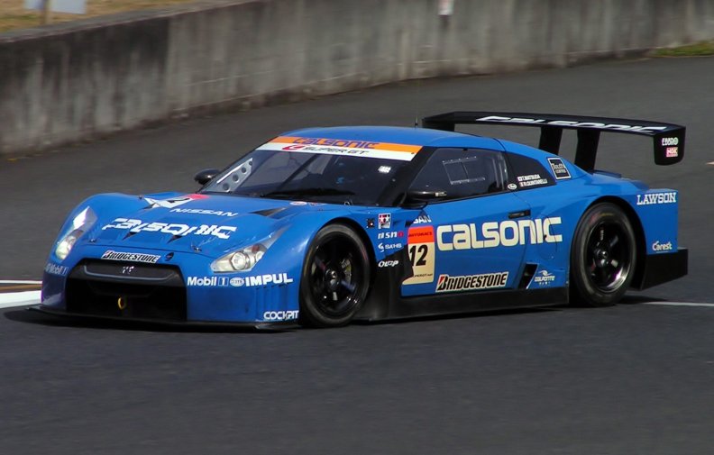 team_calsonic_nissan_gtr_super_gt_race_car.jpg
