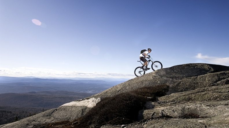 mountain_biking.jpg
