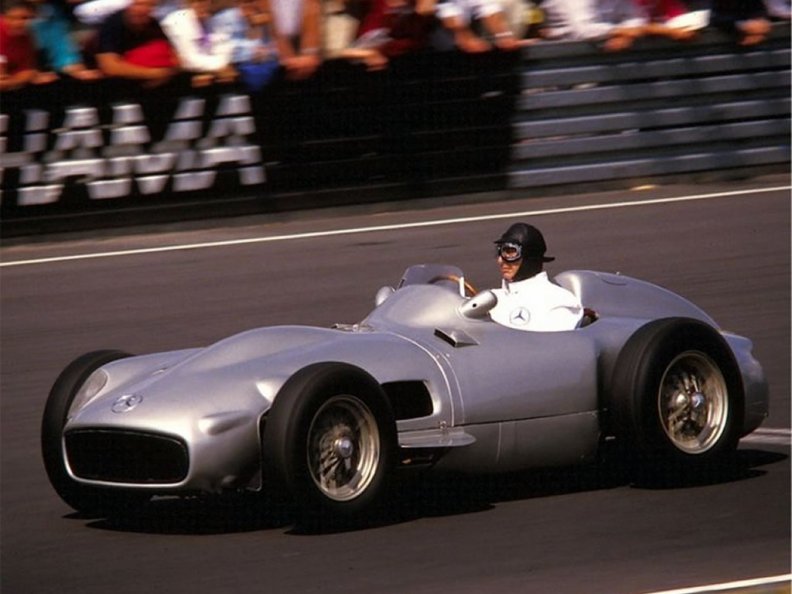 classic_race_car.jpg