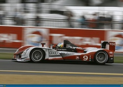 Audi Sport R15 at Le Mans 2010