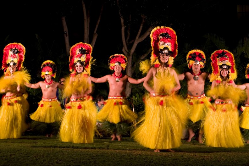 hawaiian_dancers.jpg