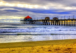 beautiful ocean pier hdr