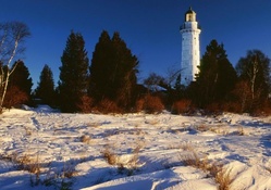 wisconsin lighthouse in winter