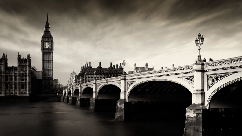 london_bridge_f1.jpg
