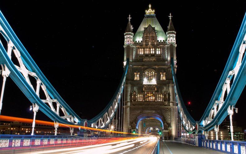 the_tower_bridge_london.jpg