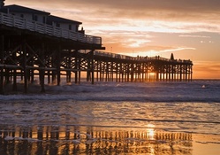 wonderful san diego beach pier at sunset