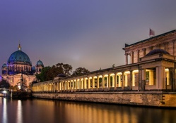 berlin cathedral and nuseum at night