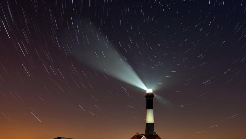 lighthouse_under_the_stars.jpg