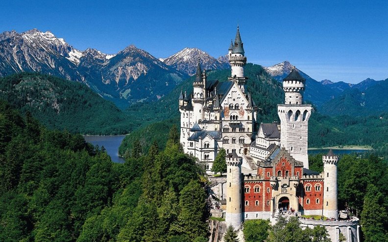 neuschwanstein_castle_bavaria_germany.jpg
