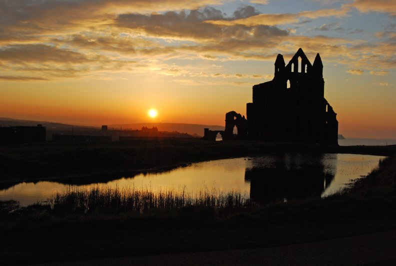 whitby_abbey_at_sunset.jpg