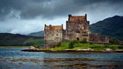 another view of wonderful eilean donan castle