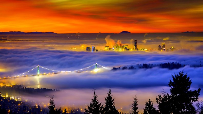 fog_covered_city.jpg