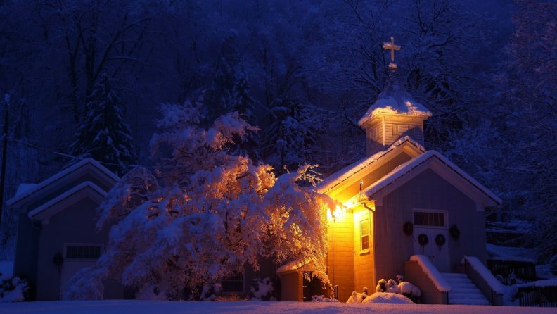 lovely_church_on_a_winters_night.jpg