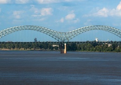 Memphis Bridge across the Mississippi river