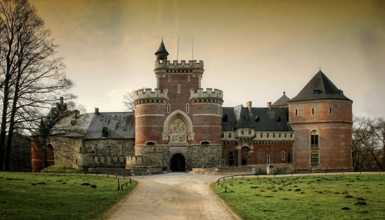 belgium_gaasbeek_castle.jpg