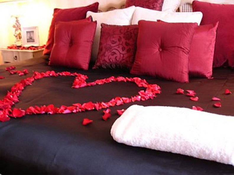 romantic_bedroom.jpg