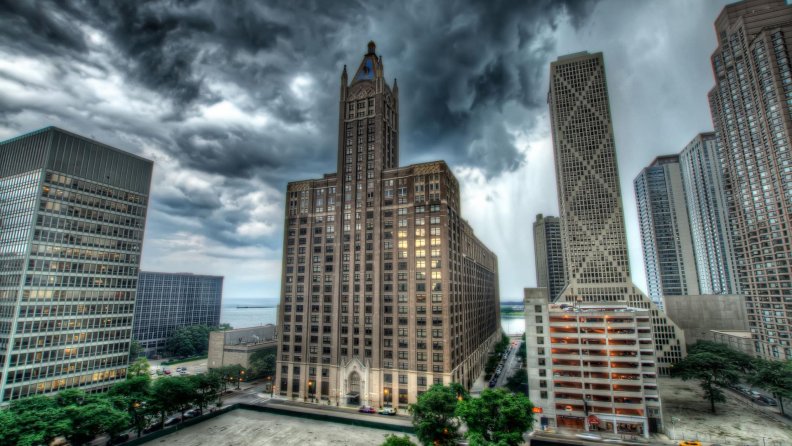 chicago_by_the_lake_hdr.jpg