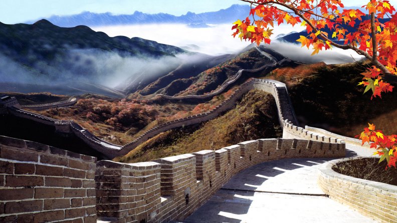the_great_wall_of_china_in_autumn.jpg