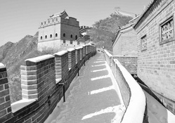 great wall in black and white