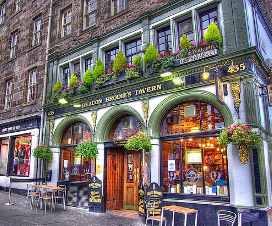 Deacon Brodie's Tavern_Edinburgh