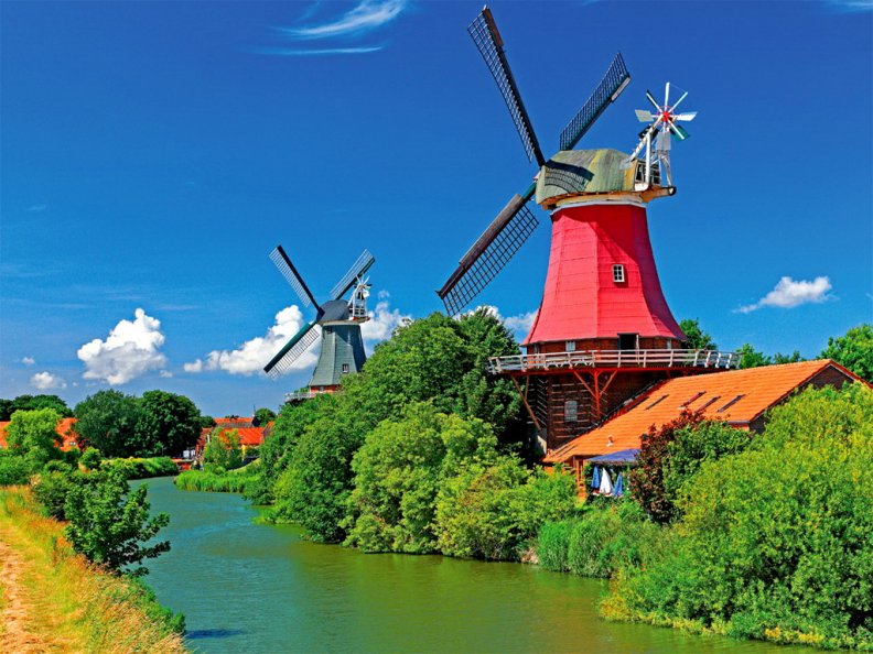 Summer windmills