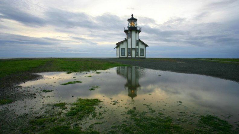 point cabrillo lighthouse in mendocino california