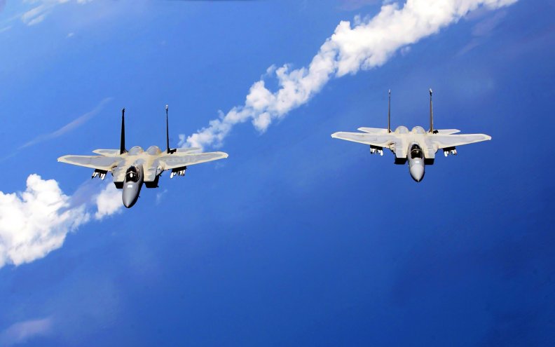 f_15_eagles_over_clouds.jpg