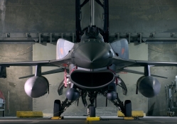 F_16 fighter