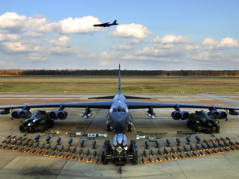 b52_bomber.jpg