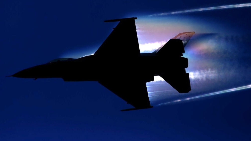 F16 Thunderbird 5