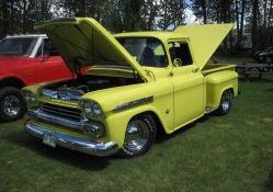 1959 Chevrolet Apache Truck