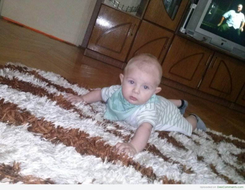 baby_learning_to_crawl.jpg