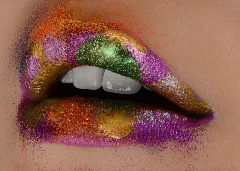 Glittering Rainbow Lips