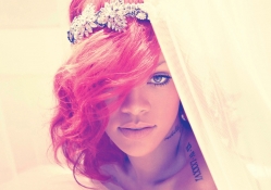 Rihanna 13