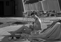 Joanne Dru in 711 Ocean Drive (1950)