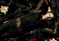 Ian Somerhalder as Damon
