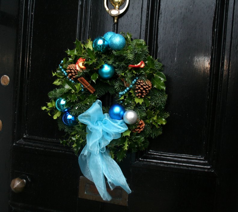 welcome_christmas_wreath.jpg
