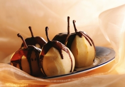 Pears with chocolate